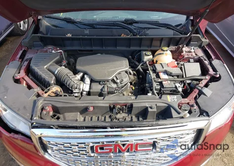 2018 GMC Acadia Denali z USA, uszkodzony, nr VIN 1GKKNXLS4JZ177829